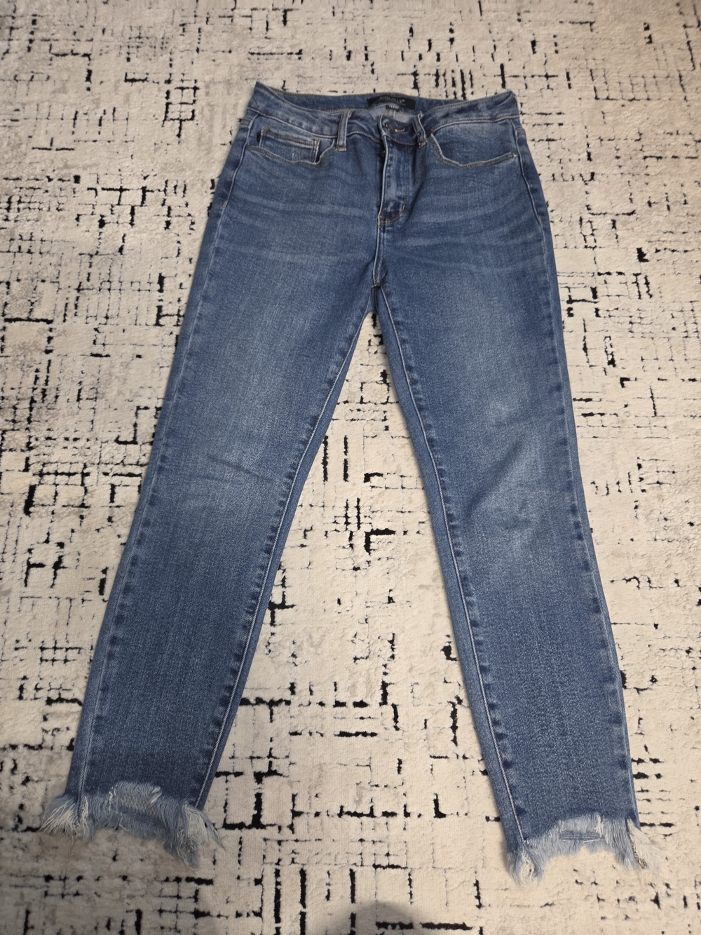 Women’s Blue Frayed Hem Skinny Jeans